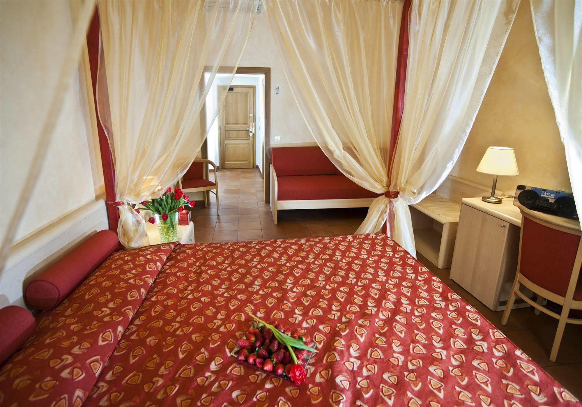 Caesar 4* Praga